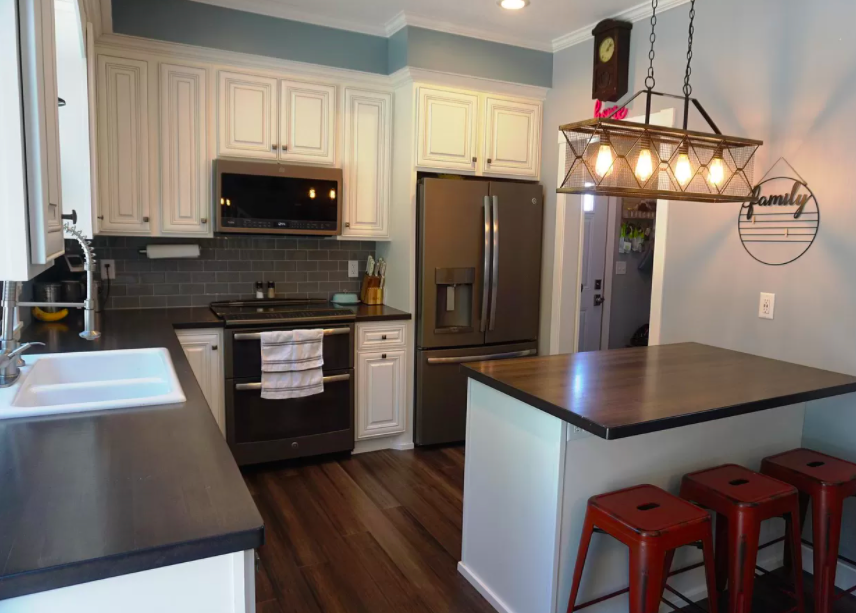 Hager City, Wis., farm house for sale